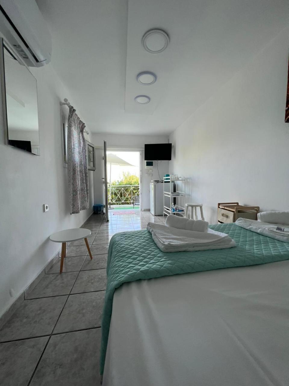 Aronis Spyros Panoramic Seaview Apartments Longós 客房 照片