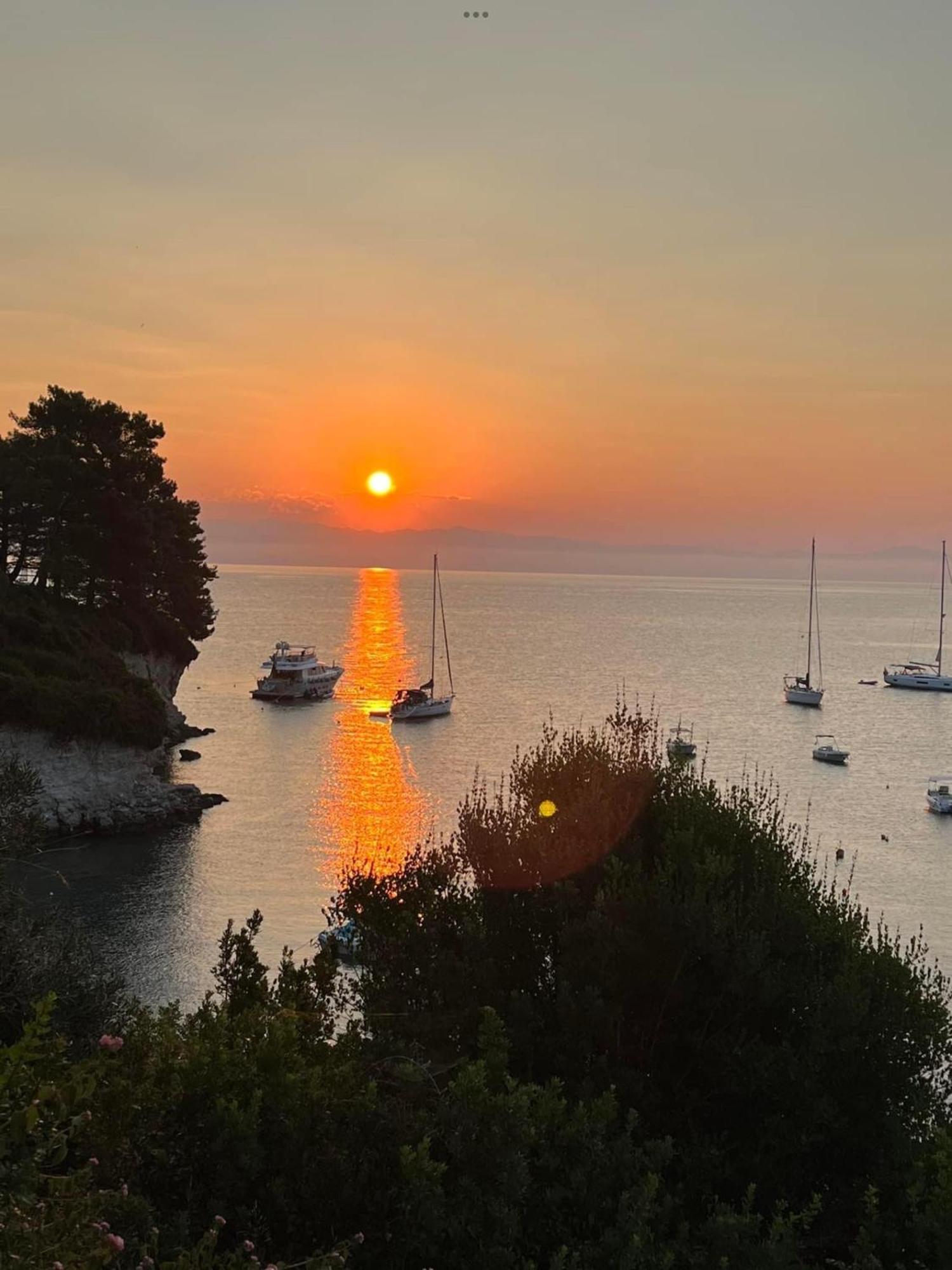 Aronis Spyros Panoramic Seaview Apartments Longós 外观 照片